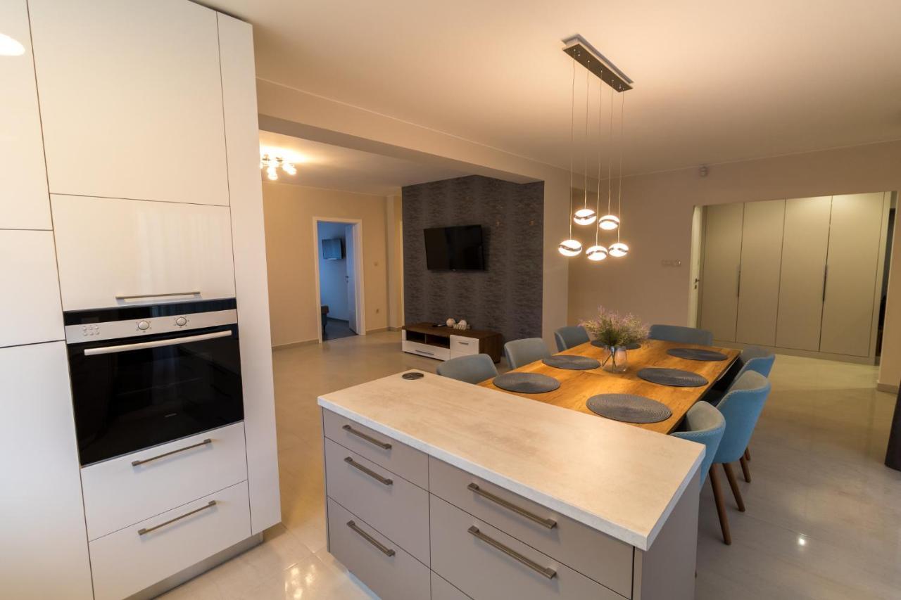 Thermal Lux Weninger Apartman キシュクンハラシュ エクステリア 写真