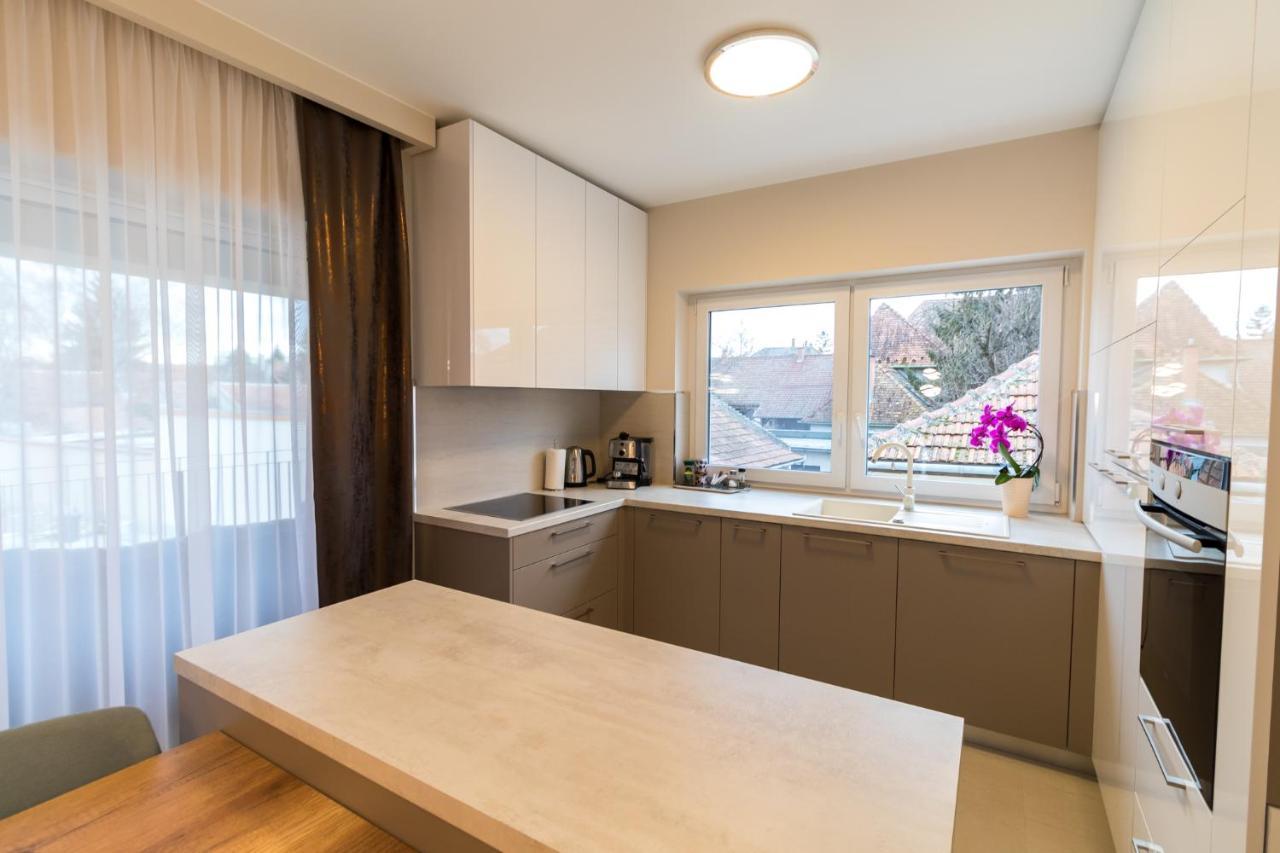 Thermal Lux Weninger Apartman キシュクンハラシュ エクステリア 写真